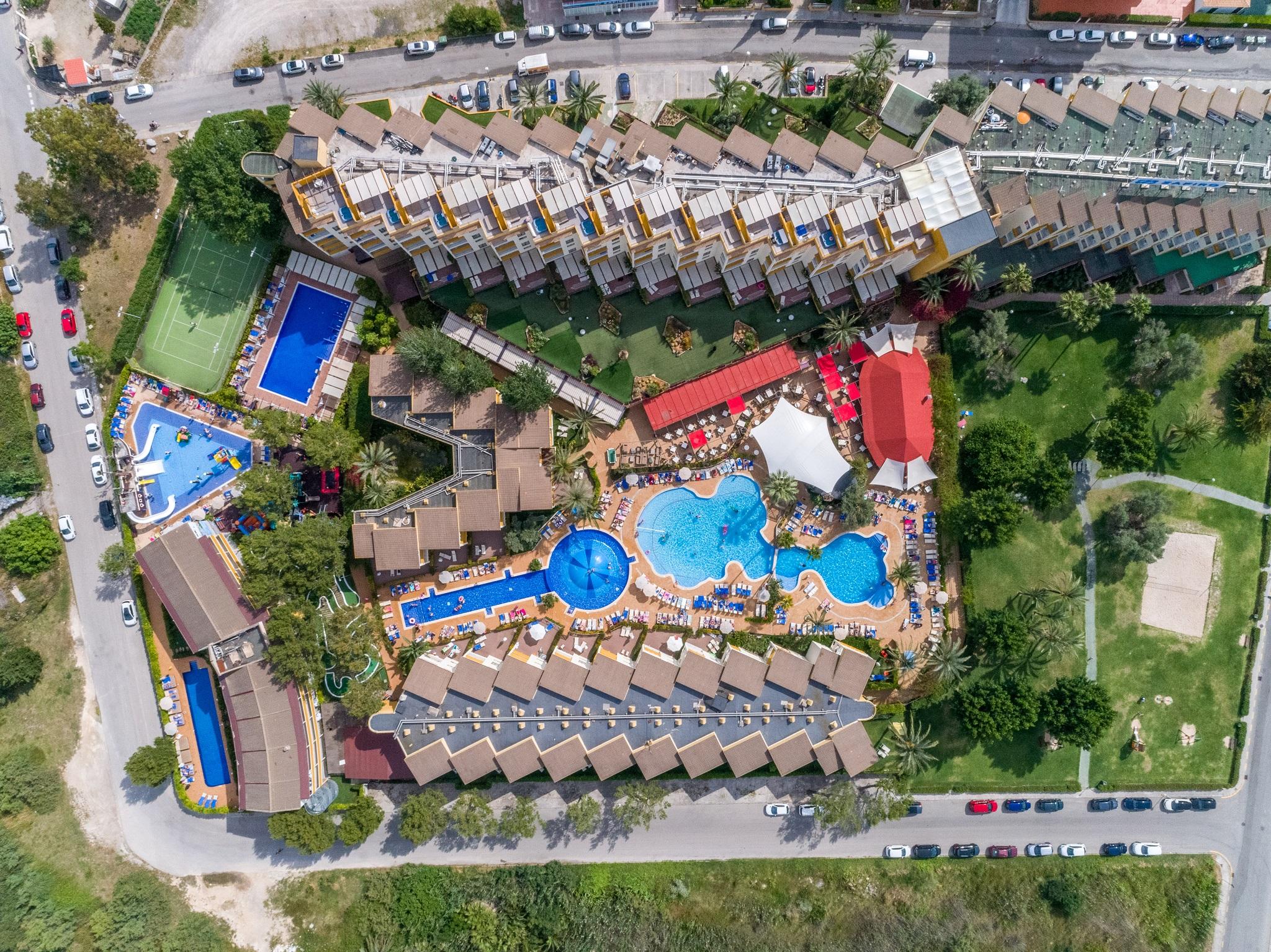 Zafiro Tropic Aparthotel Port de Alcudia  ภายนอก รูปภาพ