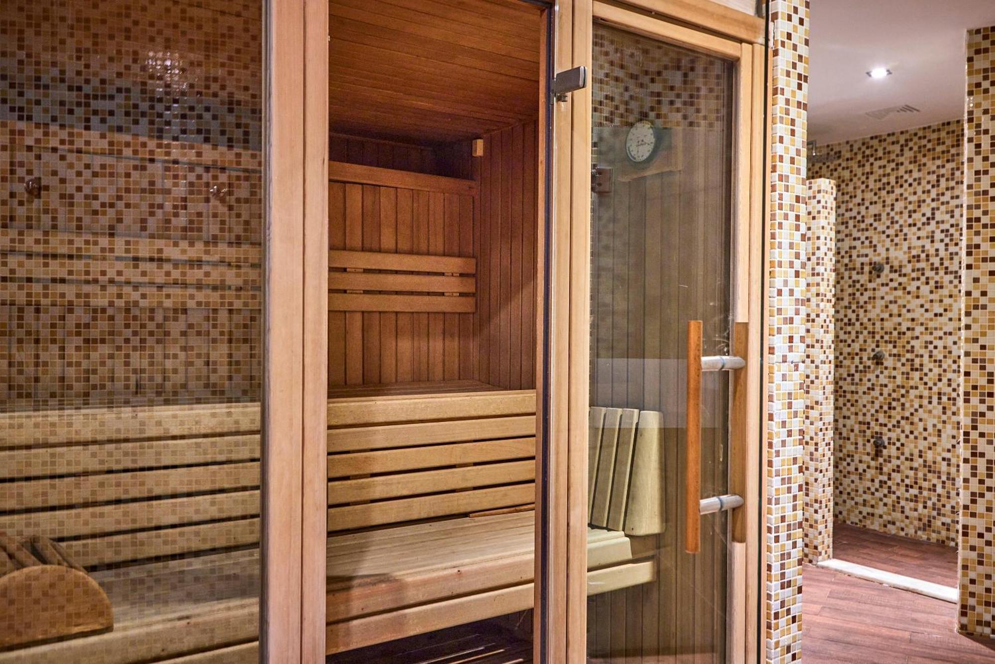 Zafiro Tropic Aparthotel Port de Alcudia  ภายนอก รูปภาพ