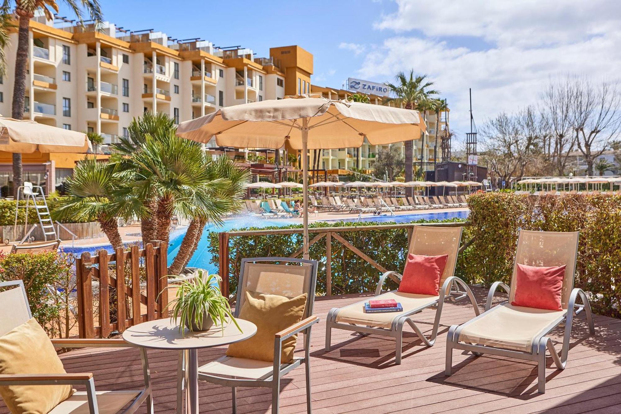 Zafiro Tropic Aparthotel Port de Alcudia  ภายนอก รูปภาพ